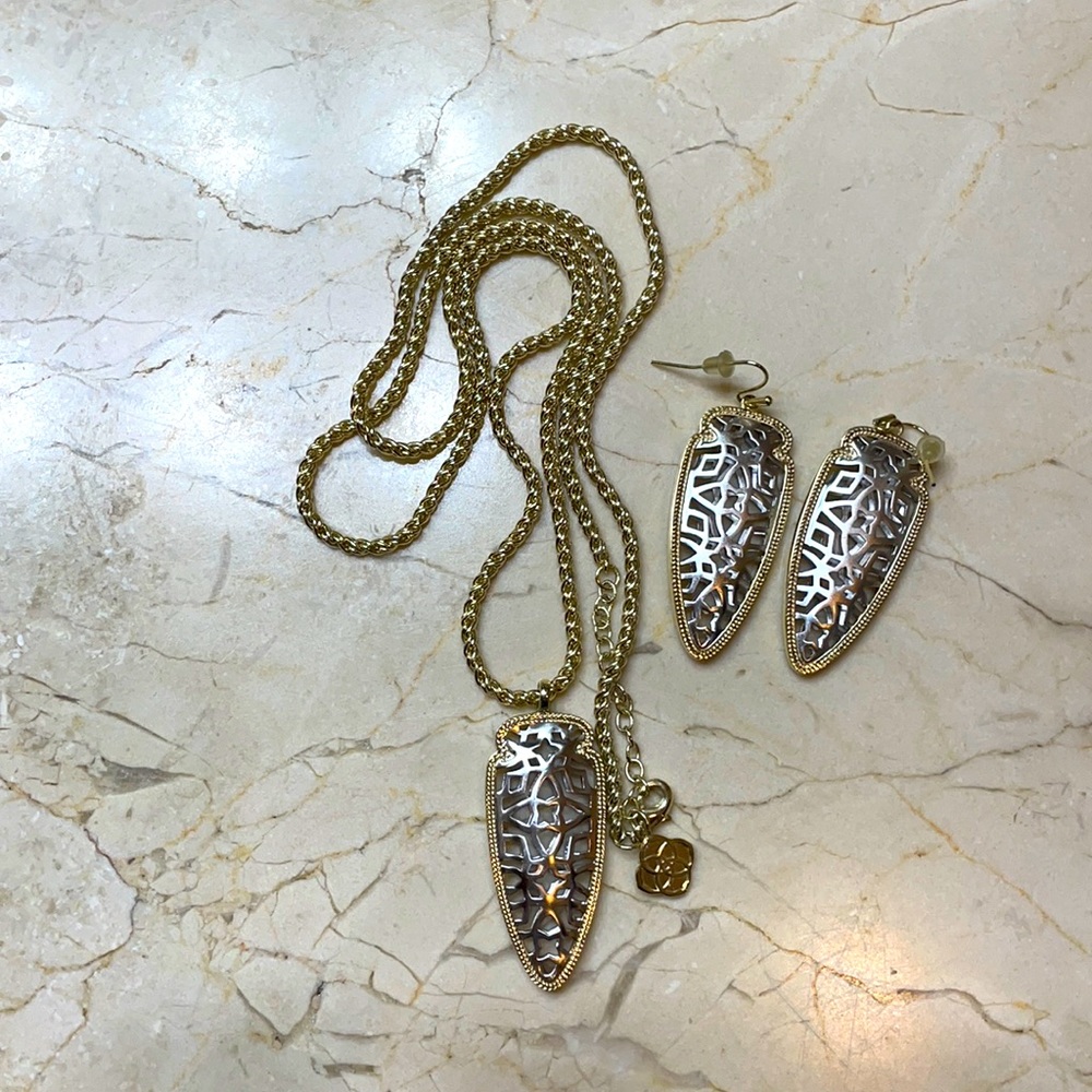 Kendra Scott Sadie Filagree Arrowhead Necklace and Earring set